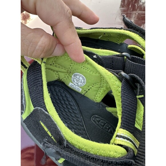 Keen Shoes Youth Sandals port 4  HBlack Green Summer Water Beach New in Box - Picture 5 of 6
